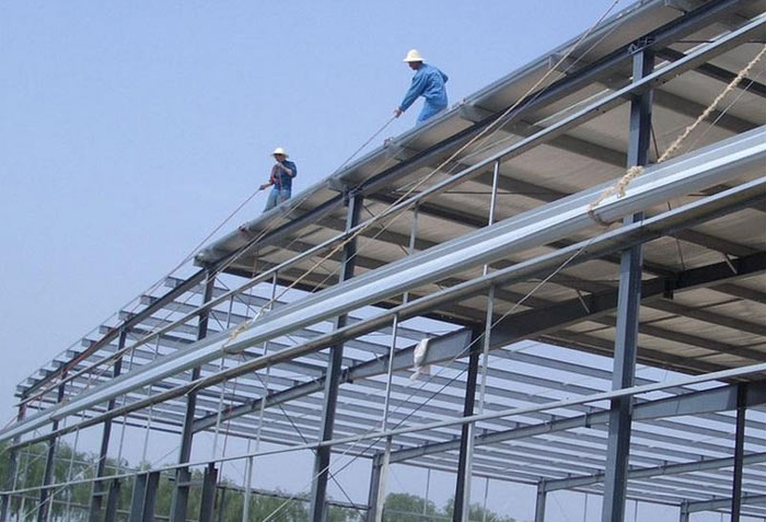 鋼結(jié)構(gòu)廠房厚涂型防火涂料施工